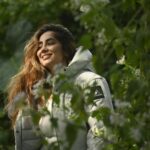 Anusha Dandekar Instagram - No better place to run than Into the wild… Honestly the most Superior comfort in running shoes I’ve experienced yet with Supernova Rise… 10 more please! 👟 Photos by @abdulshez 🤍 Location @thebackwatersanctuary 🤎 #adidassupernova #adidassportswear #adidasrunners #createdwithadidas