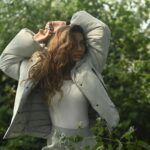 Anusha Dandekar Instagram - No better place to run than Into the wild… Honestly the most Superior comfort in running shoes I’ve experienced yet with Supernova Rise… 10 more please! 👟 Photos by @abdulshez 🤍 Location @thebackwatersanctuary 🤎 #adidassupernova #adidassportswear #adidasrunners #createdwithadidas