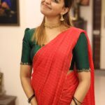 Anusree Instagram – 😉😉😉😉😉

Click @mahesh_bhai
Necklace @varuthri_findings

#fromgallery #oldpics #picsfromgallery
