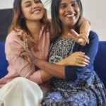 Anusree Instagram – Happy Birthday dee… എന്താ പറയുക…
നീ എന്നും എന്നും എന്നും happy ആയിട്ടിരിക്കണം… ❤️
എന്നുമെന്നും എന്നും എൻറെ ജീവിത അവസാനം വരെ എന്റെ കൂടെ ഉണ്ടാവണം… ❤️ 
എൻറെ എല്ലാ കാര്യങ്ങളും അറിയുന്ന കൂട്ടുകാരി ആയിട്ട്…❤️ 

 നിന്നോട് ഒരുപാട് നന്ദി..
 എപ്പോഴും എന്റെ കൂടെ നിന്നതിന്.. 
എന്തേലും സങ്കടം വരുമ്പോൾ,, വയ്യായ്മ വരുമ്പോൾ പോട്ടെ കൊച്ചെ ,പോട്ടെ കൊച്ചെ.. ഒന്നുമില്ല ഒന്നുമില്ല എന്ന് പറയുന്നതിന്..
എപ്പഴും എൻ്റെ കൂടെ ചേർന്ന് നിന്നതിനു…
 എല്ലാത്തിനും ഒരുപാട് സ്നേഹം ….
ദൈവം എല്ലാവിധ അനുഗ്രഹങ്ങളും നിനക്ക് തരട്ടെ….. Ummmmaa….ummmaaa..
@pinkyvisal