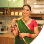 Anusree Instagram - എത്രയെത്ര സാഗരങ്ങൾ കടന്നു നാം മണി മുത്തുപോലെ മാറിൽ നീ ചായുറങ്ങാൻ.... ❤️❤️❤️ Click @ajingsam Accessories @varuthri_findings