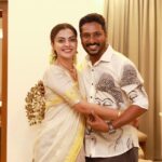 Anusree Instagram – To my lovely friends and colleagues from the industry ….you have been the reason I feel comfortable in this movie industry …and you have been kind to add glitz and glamour to the house warming ceremony. I will never forget the effort you have taken from your busy schedules to bless me on jan 26 . Always want your friendship and blessings…Thanku all ..❤️
@laljosemechery @nami_tha_ @sunnywayn @dileepactor @nithinrenjipanicker @vishnuunnikrishnan.onair @maheswarirkrishnan @aditi.ravi @niranjanaanoop99 @surabhi_lakshmi @amal_ajithkumar @rachananarayanankutty @swasikavj @premjacob06 

Clicks @pranavraaaj @pranavcsubash_photography
