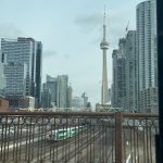 Any Gabrielly Instagram - Toronto dump 🍁🍁🍁 Eu amo poder voltar para as cidades que eu visitei durante a tour anos atrás com mais tempo pra absorver tudo, mesmo congelando me apaixonei por Toronto e quero voltar sempre 🤍🥹 esse também foi o último pedacinho de viagens de fim/começo de ano, bora trabalhar que a gente tem música pra lançar 🥵🙆🏽‍♀️ Toronto, Ontario