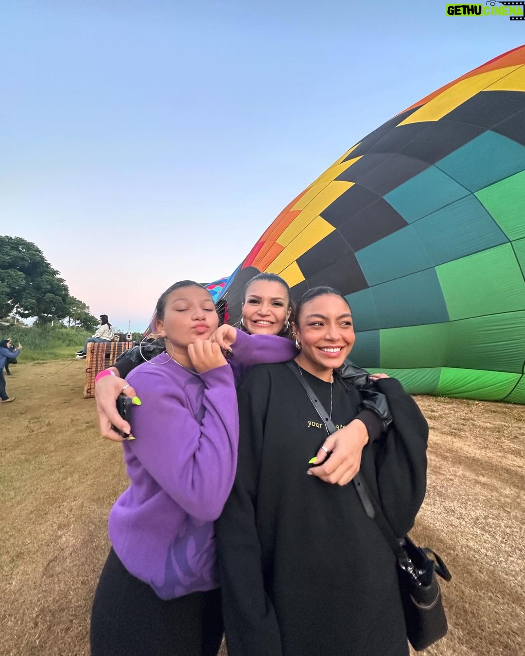 Any Gabrielly Instagram - No balão mágico ☁️☁️☁️ Boituva, São Paulo