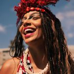 Any Gabrielly Instagram - Ainda não consigo parar de pensar sobre ontem. Que momento lindo homenageando Caetano e cantando para 100k pessoas na cidade que cresci. Viva o carnaval de Rua! ✨ obrigada obrigada obrigada @blocotaradonivoce São Paulo, Brazil