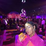 Any Gabrielly Instagram - 🩷IT’S A BARBIE WORLD AND WE’RE ALL JUST LIVING IN IT🩷 ——————————————————— Eu cresci numa casa só com mulheres e uma das coisas sagradas entre nós é o momento onde paramos em família pra assistir Barbie! Que prazer foi fazer parte dessa première e que filme maravilhoso! Eu ri, chorei, ri mais um pouco e chorei de novo. E ainda teve o bônus de assistir um filminho com a Billie, Dua Lipa, Nicki e cia na sala ✨ I feel PINK. #WBPartner Barbie's Fantasy Land
