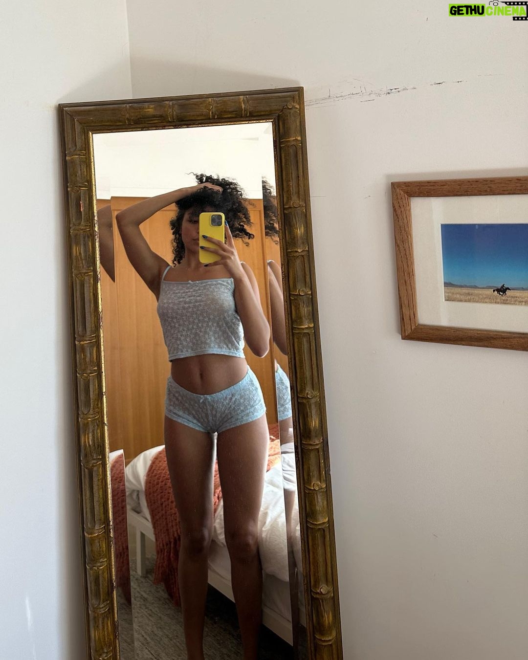 Any Gabrielly - 204.2K Likes - adventure time 🤸♀️
