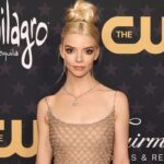 Anya Taylor-Joy Instagram - ✨🪩✨ Thank you @criticschoice for having us present :) And THANK YOU @tiffanyandco @jaegerlecoultre and @dior for decking your girl out, felt very special 💋 Besos!