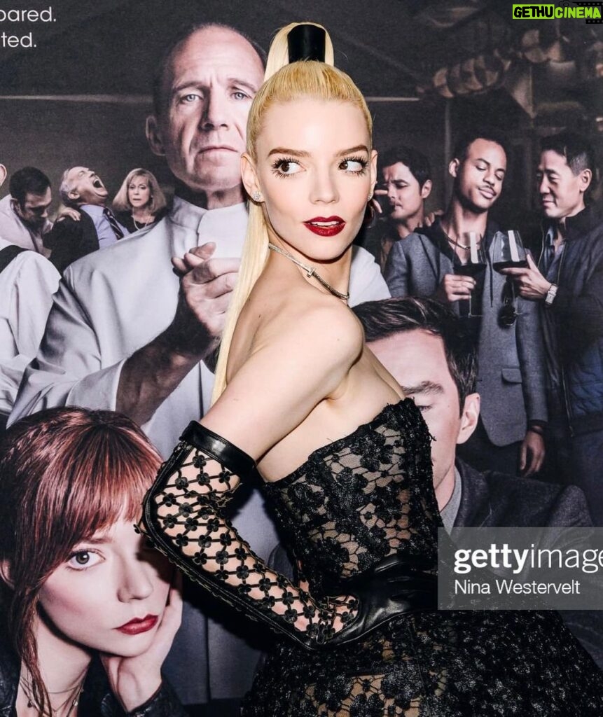 Anya Taylor-Joy Instagram - How beautifully special. A cast and crew one can only dream of. Forever friends, forever a fan of each of you. Only ONLY love 🌹 The Menu is out this Friday… Please go and have a wonderful time, I swear you won’t regret it :)