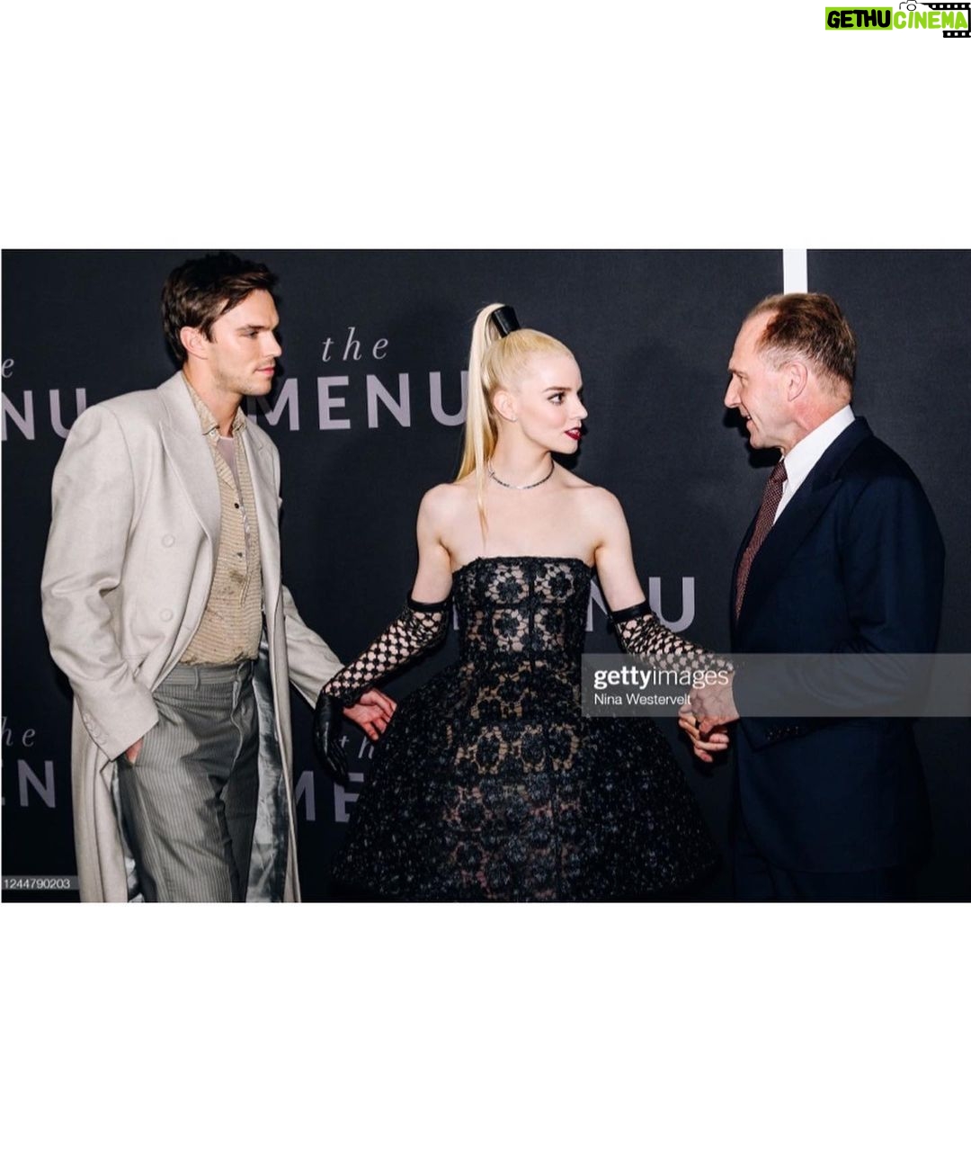 Anya Taylor-Joy Instagram - How beautifully special. A cast and crew one can only dream of. Forever friends, forever a fan of each of you. Only ONLY love 🌹 The Menu is out this Friday… Please go and have a wonderful time, I swear you won’t regret it :)