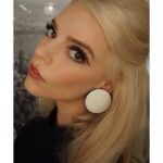 Anya Taylor-Joy Instagram - 🌃 #snl