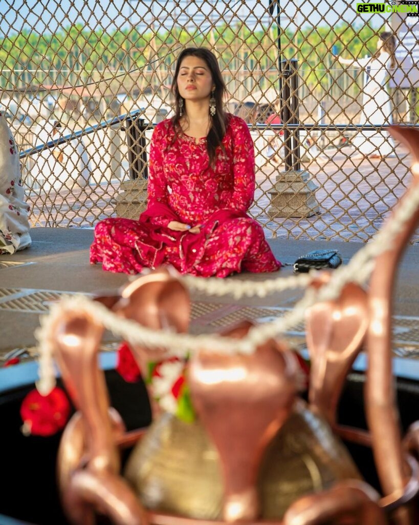 Aparna Dixit Instagram - Happy Maha Shivratri to everyone celebrating. #mahashivratri2024 #shiva AdiYogi