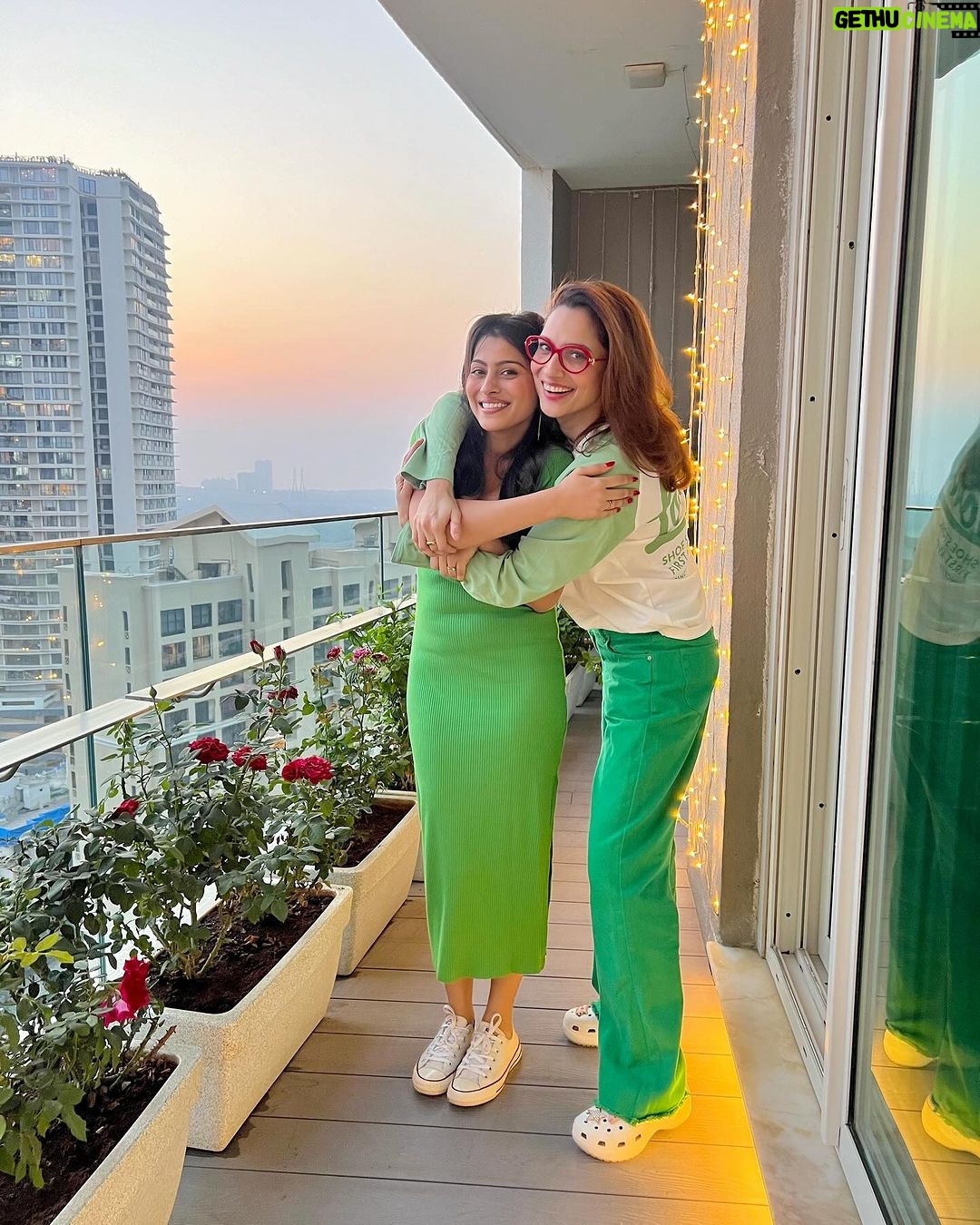 Aparna Dixit Instagram - Reunited after 4 months with the one I use to meet every 4 days 💚 All happy and green now🫶🏻 Welcome back to your safe space 🤗