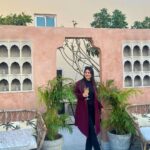 Aparna Dixit Instagram - Enjoyed a beautiful sunset at this lovely rooftop restaurant in Jaipur that I can’t wait to visit again @paro.india 🫶🏻 Jaipur PinkCity