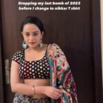 Apoorva Arora Instagram – It’s either my best sarees or nikkar T shirt.