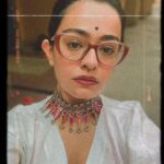 Apoorva Arora Instagram – पिछले कुछ दिन? 
हफ़्ते? महीने? 🤷‍♀️ 

1- 📸- @parikshitjoshi_ 
2- 📸/observation- @parikshit.on.film 
3- Not real, lol
4- ABC 
5- Triveni
10-📸 @pallavi.kedia