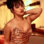 Apsara Rani Instagram - "Radiating charm and talent, Apsara Rani lights up every scene with her brilliance!" @apsararaniofficial_ @andyphotography_studio #andyphotography_official #andyphotography_Studio #apsararani #fashiondesign #jewellery #fashionmodel #actress #partywear #fashionaccessory India