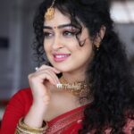 Apsara Rani Instagram - Muhuratham puja at Balaji Temple, filmnagar🙏🏻❤️ Production- Vinuthna Celluloid India- Production No.1 Direction- Krishna Babu Hyderabad