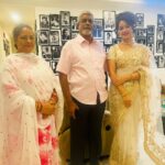 Apsara Rani Instagram - Glad to meet a great personality of Telugu film industry- Gopal Reddy sir🙏🏻❤️ With my Director Krishna Babu of my upcoming movie🙏🏻☺️