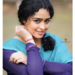 Apsara Rani Instagram - Eyes as deep as the ocean ..!! In Frame : @apsararaniofficial_ @chill_bross_entertainments #racharikam . . . #beautifuleyes #beautiful #beauty #eyes #love #makeup #model #instagood #portrait #cute #fashion #instagram #photography #photooftheday #beautifulgirls #gorgeous #prettyface #smokeyeyes #beautifulgirl #smile #makeuplook #beautytips #makeupoftheday #sonyalpha #sonya7iii #lightroommobile #lightroom #adobe #photographylovers Chevella