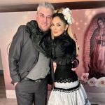 Aracely Arámbula Instagram - Feliz Día del padre mi amado @drleoarambulaoficial gracias por ser el mejor hermano Padre y tío gracias por siempre llevar de tu mano a mis hijos y ayúdame a guiarlos con todo el AMOR con toda sabiduría y con todo lo mejor por llenarlos de risas ✨🙏✨♥️🎂🎉 TE AMAMOS celebrando porque el cielo tiene fiesta con nuestra chuladita. ✨🙏✨🎂🎊🥳😘