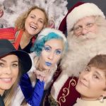 Aracely Arámbula Instagram - Mi querida Amiga Tere Herrero siempre alegre con ese espíritu tan generoso cuantos momentos hermosos vividos y cuánta Alegría nos diste siempre llevando esperanza cada año en estas épocas decembrinas mi hermosa sra Claus 🙏🏻♥️🕊 mi corazón triste por la noticia pero me da Alegría saberte bien y se que estás dirigiendo todo desde arriba con mayor fuerza y de la mano de DIOS !!! Los abrazo fuerte con todo mi Amor mis muy queridos Ruben Cerda @mefrietch @carlacerdaoficial @karyna_rizos y Rubencito como te decía nuestra Tere AMADA 🙏🏻♥️🕊 celebró su vida junto a ustedes familia hermosa los quiero los amo y me uno en estos momentos especiales recordándola siempre con esa Alegría y amor que ella sabía dar 🙏🏻♥️🕊 los Amo Amigos me alegra oírlos fuertes sabemos que solo trascendemos que nuestra gente amada vive siempre en nosotros y en cada día de nuestra vida más fuerte que nunca 🙏🏻♥️🕊 Te amamos Teresita bella GRACIAS POR TANTO 🙏🏻♥️😘