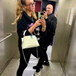 Aram Ananyan Instagram - Гениальность может оказаться лишь мимолетным шансом. Только работа и воля могут дать ей жизнь и обратить её в славу. Не важно, как сильно ты о чем то мечтаешь, важно, что ты для этого делаешь. Каждое утро, это время начать всё заново. Мы помчали работать… 10 июня Могилев /Беларусь 12 июня Санкт Петербург 13 июня Ярославль 15 июня Москва 17 июня Владивосток