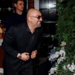 Aram Ananyan Instagram - Не всегда нужно искать в жизни смысл. Иногда попробуйте найти в ней просто удовольствие!!! Жизнь прекрасна…. Да-да, пусть порой она обманчива, жестока, но всё-таки она прекрасна…