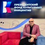 Aram Ananyan Instagram - Ни при каких обстоятельствах не следует терять надежду. Чувство отчаяния - вот истинная причина неудач. Помните: вы можете преодолеть любую трудность. Будьте спокойны, даже оказавшись в сложной и запутанной ситуации: это мало повлияет на вас, если ваш ум невозмутим. Напротив, если ум позволяет вам гневаться, то вы утратите покой, даже если окружающий мир будет безмятежным и уютным.