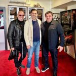 Aram Ananyan Instagram - Однажды я спросил своего наставника о том, как мне распознать духовного человека. И вот, что он мне ответил: «Дорогой мой, это не то, что он говорит, и не то, каким он кажется, а атмосфера, которая создаётся в его присутствии. Вот, что является свидетельством духовности. Ибо никто не в состоянии создать атмосферу, не принадлежащую его духу». В каждом из нас таится невиданная сила, способная преодолеть самые трудные испытания и превратить невозможное в возможное. Встретились с братьями сегодня на чашечку ☕️ обнялись и разбежались по своим делам. Но теплота общения, как всегда в сердце!!! Люблю Вас 🫶🏼 Comedy Club Production