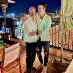Aram Ananyan Instagram - МОЕМУ СЫНУ!!! 🫶🏼 С днём рождения, мой родной 😘 Куда бы тебя не завела жизненная дорога, я всегда молюсь, чтобы ты был здоров и оберегаем ангелами хранителями. Наслаждайся своим жизненным путём и никогда не забывай дороги домой. Я не могу обещать быть с тобой рядом до конца твоей жизни, но я могу поклясться любить тебя до конца своих дней точно!!! С любовью, твой папа ♥️#son #сднемрождения #happybirthday Dubai UAE