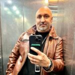 Aram Ananyan Instagram - Знать себе цену – это главный ключ к успеху. Всем плевать на ваши проблемы. Выкладывайтесь на максимум и будут результаты!!! 🫵🏼🔥 И помните, прогресс происходит за пределами вашей зоны комфорта.