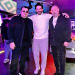 Aram Ananyan Instagram - Часть 2 …. 📸 #birthdayparty Казалось бы, как можно уложить такое объёмное понятие как «счастье» в два-три слова. Можно. Все гениальное просто. “Счастье зависит от нас самих” ♥️ С наступающим Новым годом 🎄🎅🏽