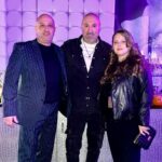 Aram Ananyan Instagram - Часть 2 …. 📸 #birthdayparty Казалось бы, как можно уложить такое объёмное понятие как «счастье» в два-три слова. Можно. Все гениальное просто. “Счастье зависит от нас самих” ♥️ С наступающим Новым годом 🎄🎅🏽