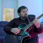 Aram Ananyan Instagram - Шарип Умханов – российский певец, участник шоу «Голос-2». Наставником Шарипа на проекте, был Александр Градский. Диапазон голоса артиста три октавы. Вашему вниманию представляем mood video на новый сингл «быть с тобой». Слушаем, смотрим, делимся с друзьями и не забываем про лайки 👍🏼 Archer Music