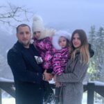 Ararat Keshchyan Instagram - Оказывается есть плюсы и в женских праздниках. Приехал поужинать с семьей в Сугроб @gosti.group и увидел много счастливых людей абсолютно законно несущихся на больших скоростях. Всё, теперь точно, я осваиваю горные лыжи. На подготовку как минимум год.