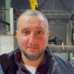 Ararat Keshchyan Instagram - -Прикольное лето в Москве… -Ещё сезон универа снимаем… -Я просто сдавала назад… -Привет, Артур… -Смотри, сообщение от Госуслуг… -Гайдулян опять ест… -Дорогой, я была на УЗИ. С какой новости начать…