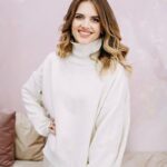 Ararat Keshchyan Instagram - Пока папина голова занята другим, кто-то должен зарабатывать. Первый, полностью самостоятельный коммерческий проект нашей мамы. Нашим девочкам пример. Вперёд @katyakeshchyan. @beautydom.keshchyan 🤟🏼