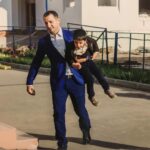 Ararat Keshchyan Instagram - За час до этого: -Гриха, иди сюда, уже начинаем. -Секунду, дядь Арарат. Adler Microdistrict