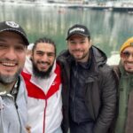 Ararat Keshchyan Instagram - Постепенно взрослея, не забывайте целенаправленно возвращаться в детство. 🤟🏼✌🏼✊🏼 Lake Ritsa