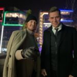 Ararat Keshchyan Instagram - Цитируя классику: «Это откудово к нам такого красивого дяденьку замело». Уже традиция. @dyuzhev_d, как всегда добро пожаловать. Да и в принципе, @sitlos готов сразу после локдауна встретиться в более широком кругу друзей на 10-м этаже т/ц Кунцево Плаза. Я пожарю мясо, шеф порадует изысканными новинками меню. Если вкратце, не переедайте дома. Нас ждёт классная, уютная зима. До встречи. 🤟🏼✌🏼😎