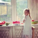 Ararat Keshchyan Instagram - Мышка пробегала, хвостиком махнула, арбуз упал и разбился. #ДианаАраратовна Имеритинская Набережная