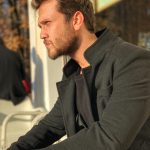 Aras Bulut İynemli Instagram - -Abi şöyle bi dursana.. -Nasıl ? -Kıs gözleri falan işte ! 😂😂 📸 : @kubilayakaa 😘