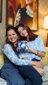 Archana Chandhoke Instagram - Though Zaara @zaaravineet.offl is 17, As a mother I am still concerned about her overall development especially when it comes to healthy living. Dengue, Chikungunya and Malaria is everywhere and I always believe that prevention is better than cure. Hence, I chose All Out machine and All Out liquid to protect my family against disease spreading mosquitoes. @allout is an Indian medical association recommended brand that kills Dengue, Chikungunya and Malaria causing mosquitoes. Neenga edukka poradhu chance ah? illa All Out ah? #Ad #AllOut #Dengue #Chikungunya #health #mosquitoes #wellness #MeinChanceNahiLeti