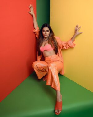 Archana Gautam Instagram - Just be confident. I think confidence is the most attractive part of a person. 🤗 #archanagautam 
Photography by - @praveenbhat 
Styling - @sheltun_khumhring 
Makeup & Hair - @shekharghoshofficial