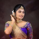 Archana Ravichandran Instagram - Signature bridal studio For bridal booking contact (9585771333) Signature is a sign of bridal makeup Mua @signaturebridalstudio Hair style @mani_stylist_ Jewel @vellore_bridal_boutique_ Photography @sathish_sri_03 Costume @visha_boutique_ Edit @rascal_vicky_ Studio @landmarkfamilysalon