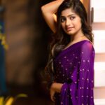 Archana Ravichandran Instagram - Ready to say goodbye 👋🏻 to 2022😍 Waiting eagerly to know what 2023 has for me♾️❤️ PC : @camerasenthil Mua : @deepi_makeupartistry Hair : @jeevi_makeup_artistry Outfit : @ivalinmabia @kaarigai.sarees Shoot organised by @rrajeshananda