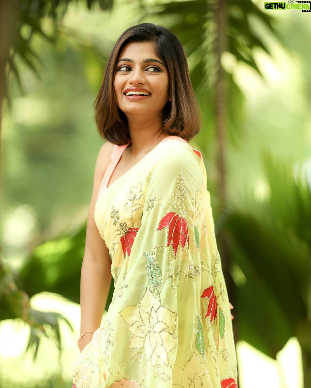 Archana Ravichandran Instagram - No winter will last forever ❄️ And no spring will skip its turn 🌺 #apnatimebhiaayega Pc : @camerasenthil Outfit : @urban_closet_ethnic Mua : @makeup_by_kez Hairdo : @marysbridalstudio Shoot organised @rrajeshananda SPPGardens