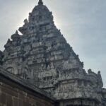 Archana Ravichandran Instagram - Had such an amazing day exploring the architecture of our ancient tamil emperors. This day was such an eye opener for me and it also made me feel proud that I’m a Tamilian whose ancestors were full of vision with such a revolutionary architectural intelligence. I would suggest everyone to go explore these places and know our history which will make us appreciate our ancestors which would lead us to compare the lives they left for us and the life we are living right now. Surprisingly I’m shocked to see we are nowhere near to the life they led on those days. This makes me ask myself a question. Am I right track ? What is my vision ? What will i leave behind for my future generations ? This was not yet another temple visit for me. This was my first ever visit to a historic place. This day was an absolute stunner for me. I also feel really happy to share this with you guys (if you really had the time and patience to read the caption) through this medium because “yaan petra inbam peruga ivvaiyagam”. . . . . Saree : @vinus_vogue Blouse : @abarnasundarramanclothing Kanchipuram, Tamil Nadu
