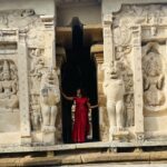 Archana Ravichandran Instagram - Had such an amazing day exploring the architecture of our ancient tamil emperors. This day was such an eye opener for me and it also made me feel proud that I’m a Tamilian whose ancestors were full of vision with such a revolutionary architectural intelligence. I would suggest everyone to go explore these places and know our history which will make us appreciate our ancestors which would lead us to compare the lives they left for us and the life we are living right now. Surprisingly I’m shocked to see we are nowhere near to the life they led on those days. This makes me ask myself a question. Am I right track ? What is my vision ? What will i leave behind for my future generations ? This was not yet another temple visit for me. This was my first ever visit to a historic place. This day was an absolute stunner for me. I also feel really happy to share this with you guys (if you really had the time and patience to read the caption) through this medium because “yaan petra inbam peruga ivvaiyagam”. . . . . Saree : @vinus_vogue Blouse : @abarnasundarramanclothing Kanchipuram, Tamil Nadu